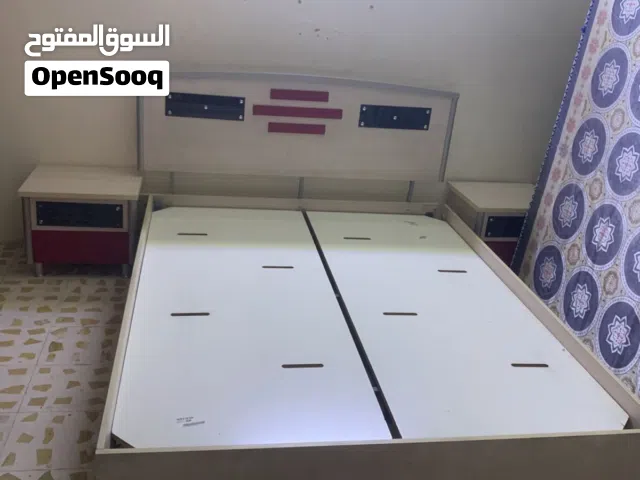 غرفة نوم مستعمله عدا الكنتور ماكو