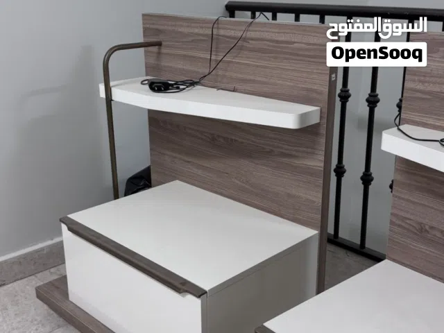 كمدينو طاولات جانبيه