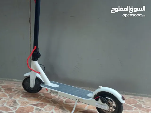 للبيع سكوتر الكهربائي خربان بسيط خليته فتره ماشغغلته وبعدين ماطاع يشتغل للبيع او للبدل بي شي عق سعرك