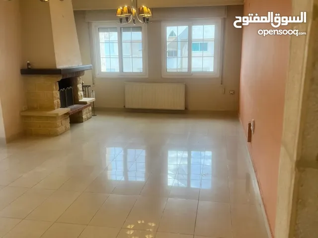 170m2 3 Bedrooms Apartments for Rent in Amman Um El Summaq