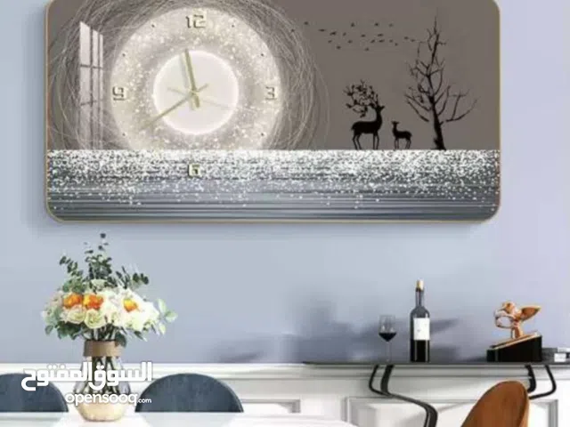 ساعة حائط أنيقة