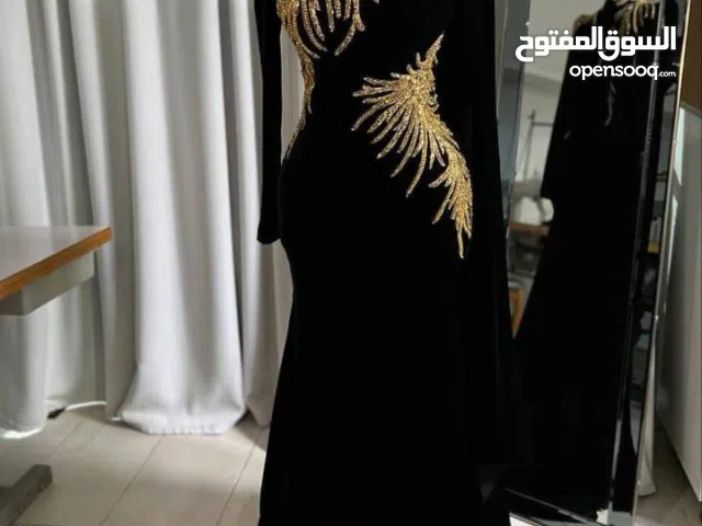 فستان مخمل مميّز