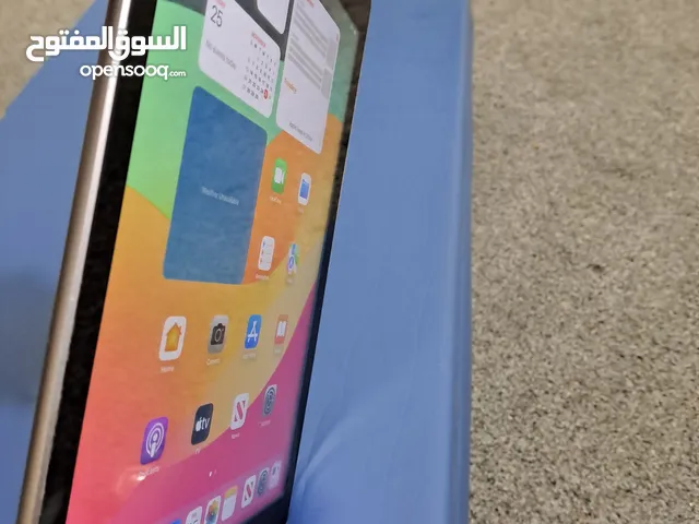 ايباد ابل الجيل السادس ماشاء الله ما فيها ولا شيء مساحة 128 ج