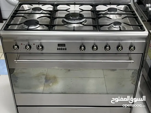 Smeg 5 burner gas cooker are available 90cm