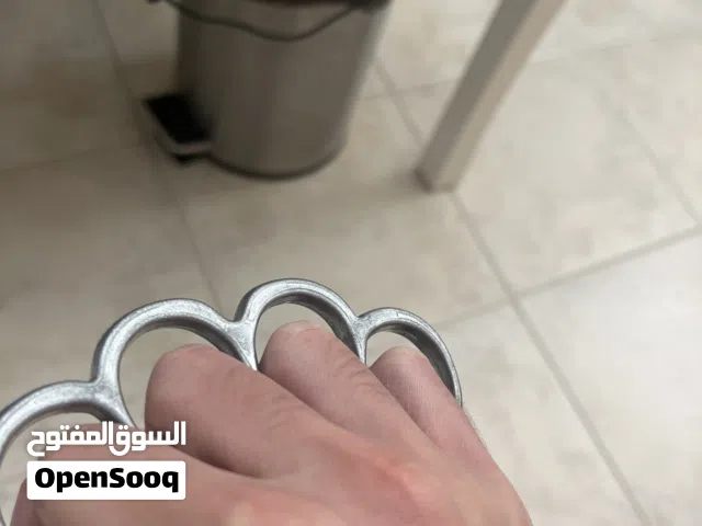 بوكس حديد/بوم