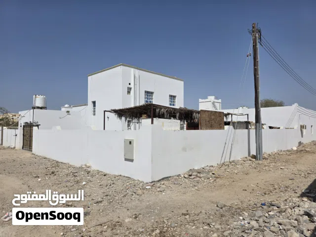 منزل في مدينة النهضة عامرات