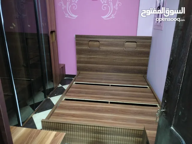 غرفة نوم عروسة جديدة لم تستعمل بعد بحالتها جديدة