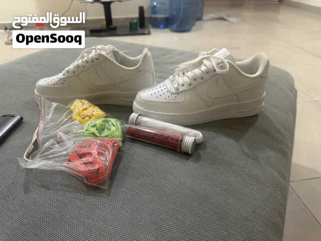 Nike Air Force 1 size 7
