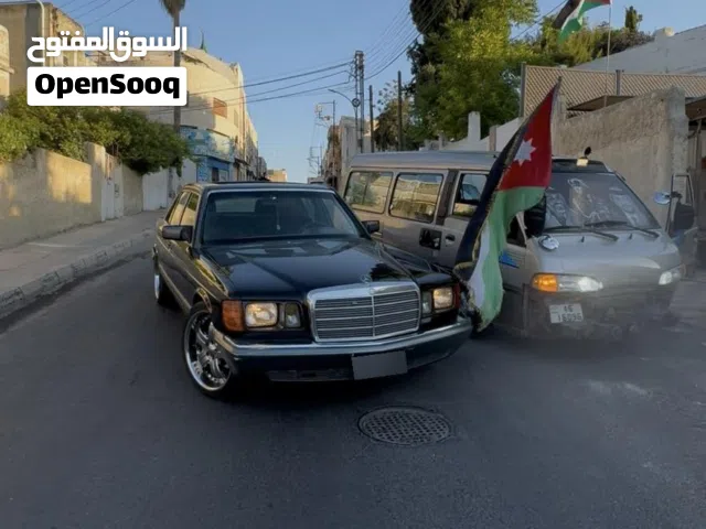 1990 مرسيدس بنز الفئة-SE SEL 300