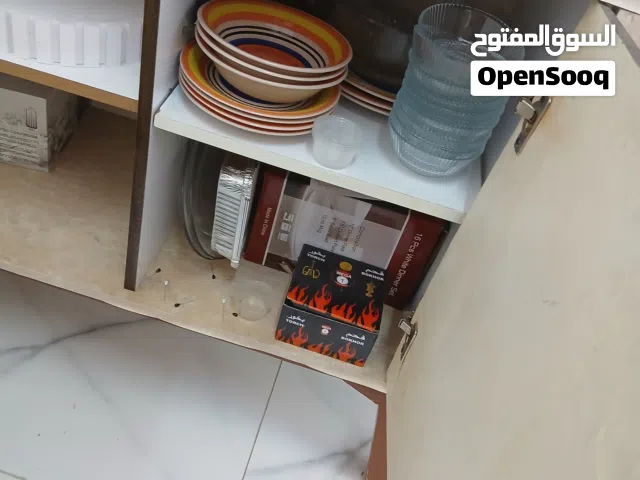 خزانة غرفة معيشةللبيع