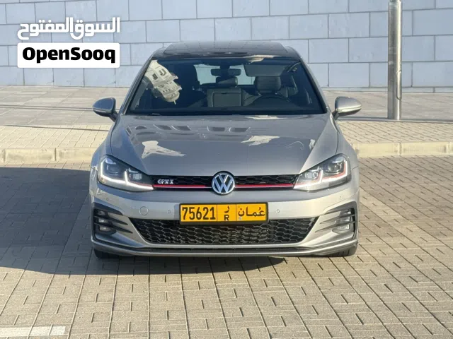 2019 فولكسفاغن جولف GTI Standard
