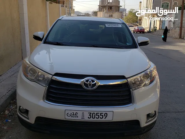 Toyota Highlander 2016 in Taiz