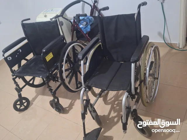 كرسي متحرك بحاله ممتازه