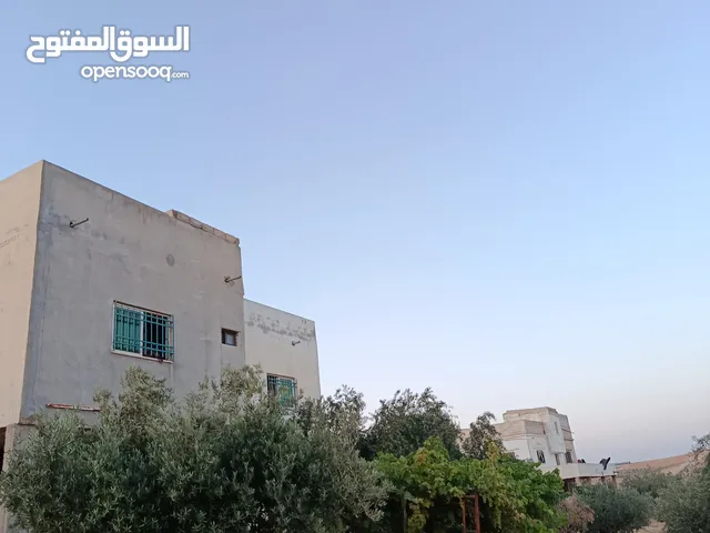 140 m2 5 Bedrooms Townhouse for Sale in Mafraq Bala'ama