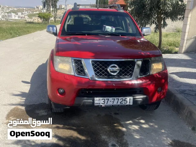 2012, نيسان, نافارا, LE