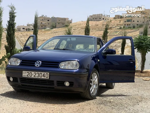 Volkswagen Golf MK 2000 in Zarqa