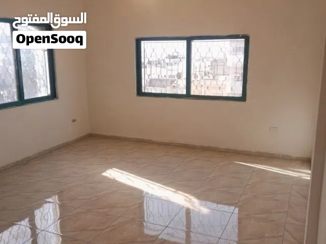 شقة مثالية لعائلة صغيرة تبحث عن الراحة بالقرب من الخدمات والمواصلات، والجيران المحترمين والهادئين.