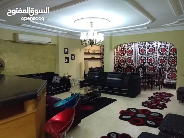 200m2 3 Bedrooms Apartments for Rent in Cairo Maadi