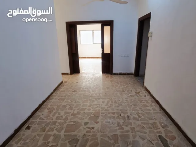 شقة طابق ثاني للإيجار