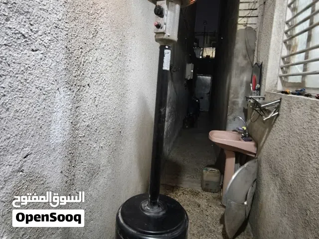 صوبه غازيه بحاله جيدة جدا  تصلح للمواكب والمناسبات مدينة الصدر قرب ساحة مظفر