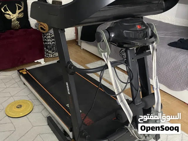 جهاز مشي، ركض treadmill ماركة world fitness استعمال منزلي بحالة الوكالة