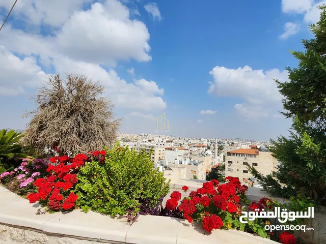268m2 4 Bedrooms Apartments for Sale in Amman Khalda
