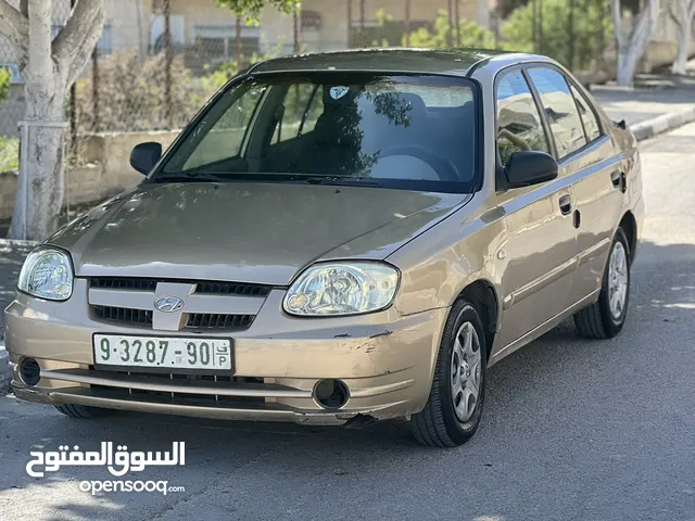هيونداي فيرنا 2003