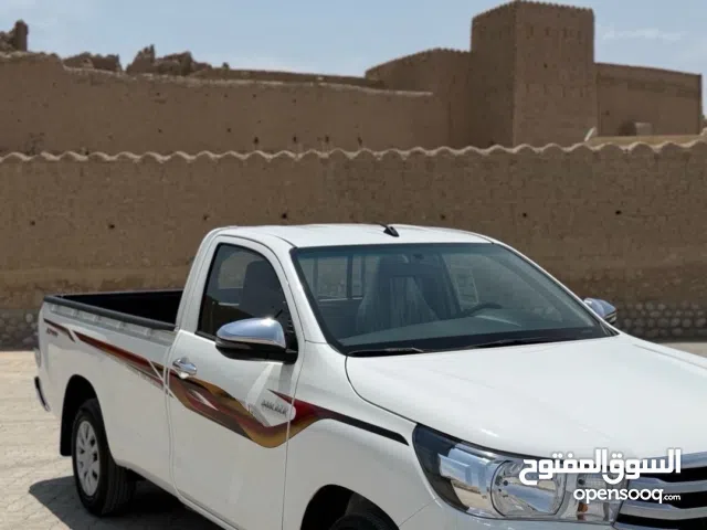 تيوتا هيلوكس 2025