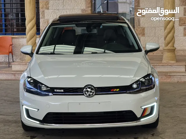 2020 E- Golf بحالة الوكالة