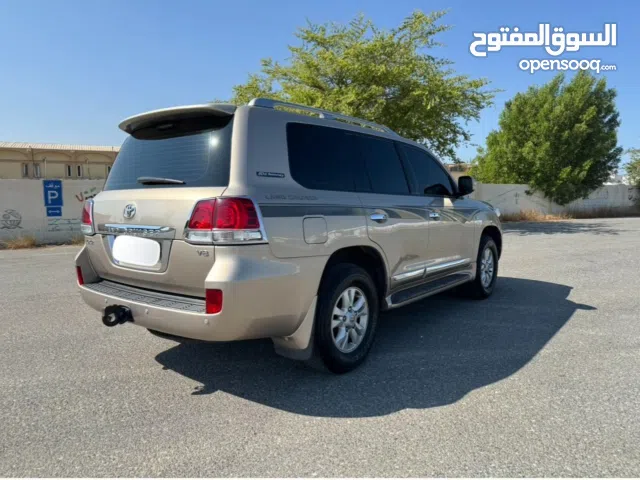 Used Toyota Land Cruiser in Ras Al Khaimah