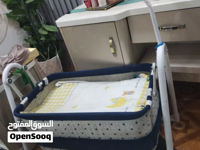 كاروك طفل للبيع