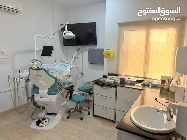 عيادة أسنان