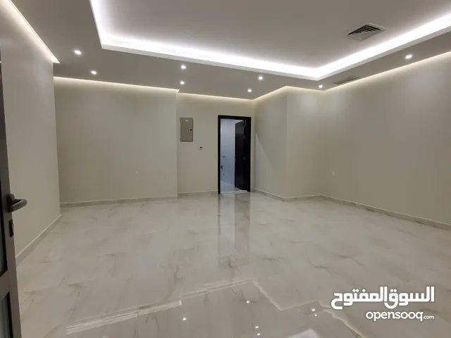 10m2 3 Bedrooms Apartments for Rent in Hawally Salwa