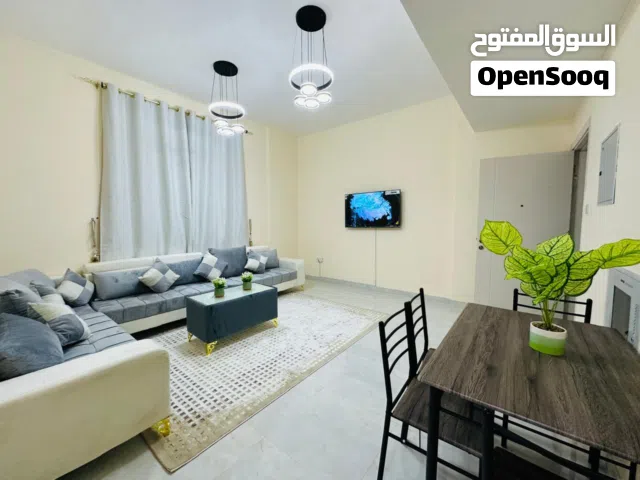 اول سااكن بسعر ممتاز جدا مع فرش جديد بسعر خيال جدا السعر شامل كل شي
