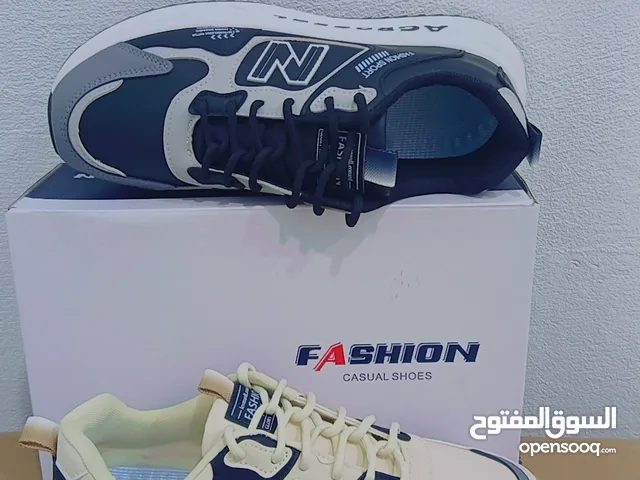 42 Casual Shoes in Benghazi