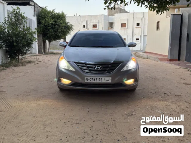 2011 Hyundai Sonata Standard