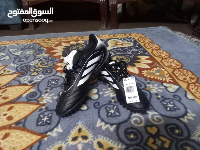 43.5 Sport Shoes in Zarqa