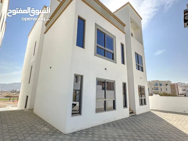 654 m2 More than 6 bedrooms Villa for Sale in Muscat Ansab