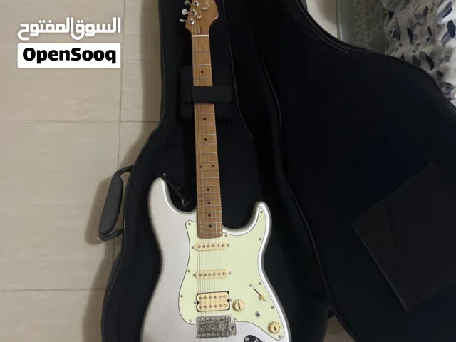 Steiner Electric Guitar (With AMP and CABLE with CARRYING TRAVEL CASE)