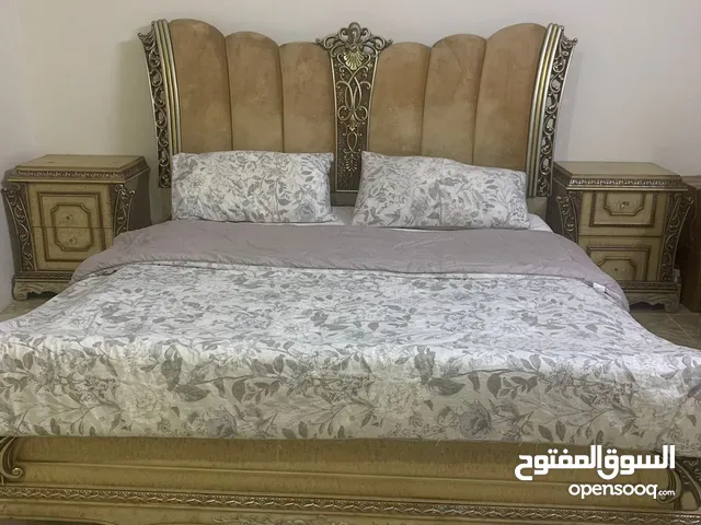 غرفة نوم خشب مصري قوي ويتحول