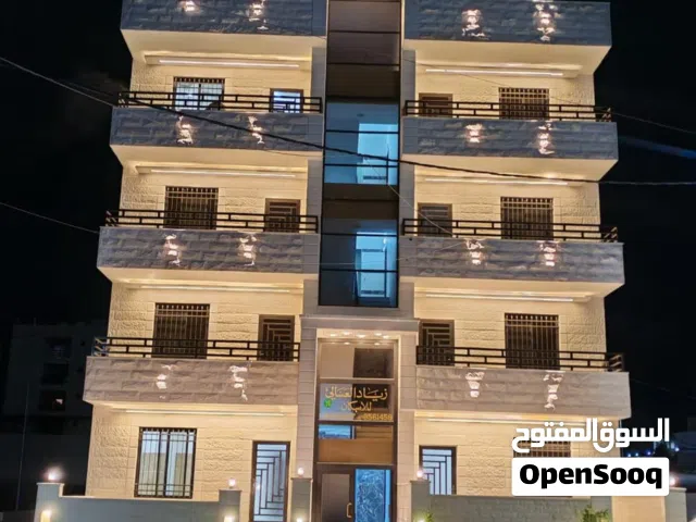 شقة ارضية للبيع بمدينة الشرق مع ترس كبير تستحق المشاهده مشاهدة 140 م