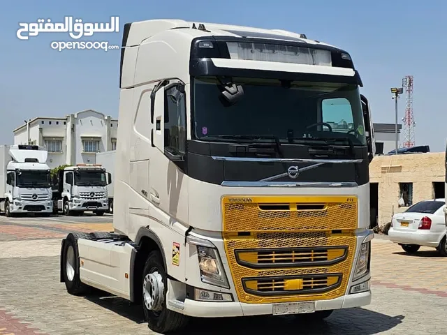 Volvo tractor unit automatic gear ‎ راس تريلة فولفو  جير اتوماتيك موديل 2017