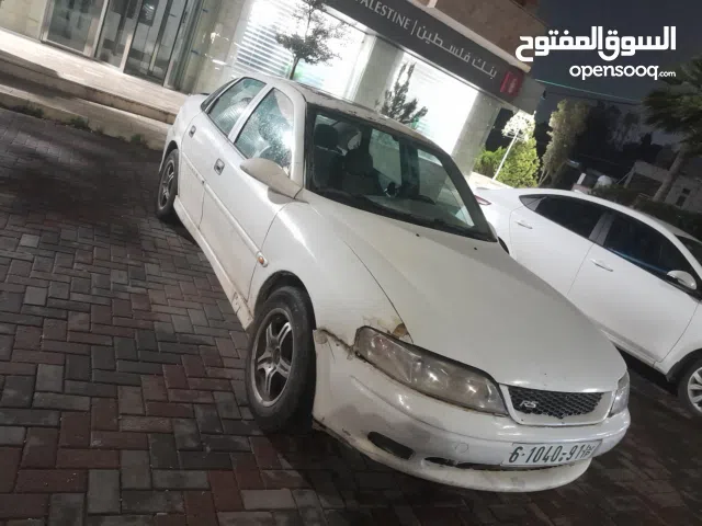 Used Opel Vectra in Ramallah and Al-Bireh