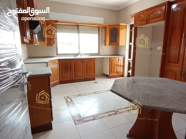 شقة مجددة بالكامل تلاع العلي