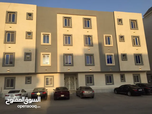 170 m2 3 Bedrooms Apartments for Rent in Al Riyadh Al Malqa