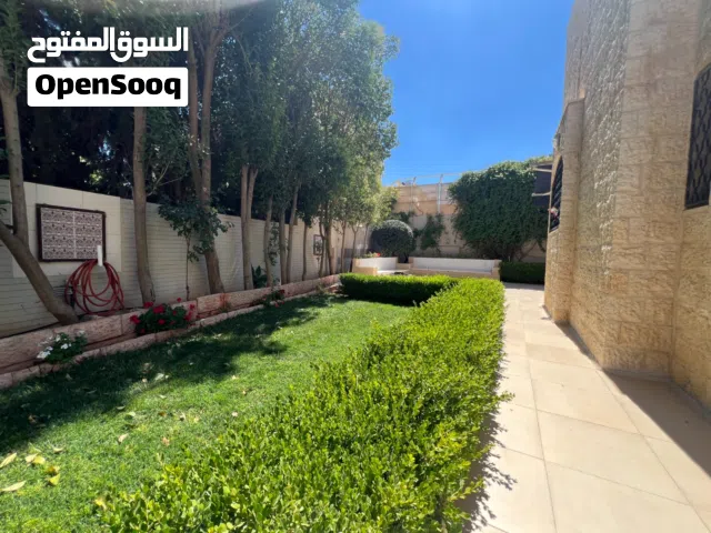 325 m2 4 Bedrooms Villa for Rent in Amman Deir Ghbar