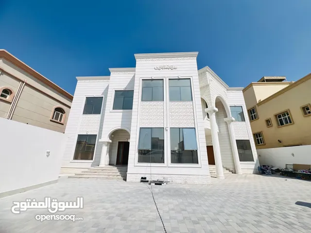 يتوفر لدي استوديوهات وغرفة َوصاله وغرفتين َصاله وثلاث وصاله اول ساكن في جميع ضواحي ابوظبي