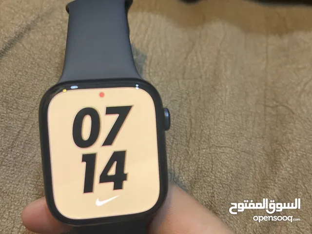 ساعة ابل واتش نايك جيل 9 حجم 45 بعدها بضمان وكالة