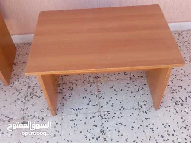 طاولة مكتبي بي 50دينار