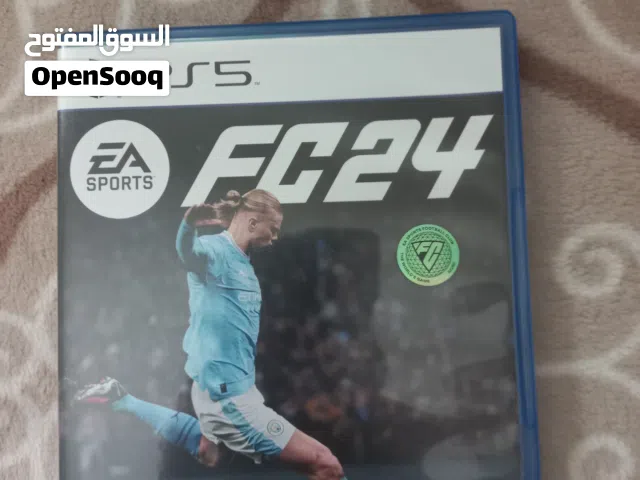 FC 24 ps5 استعمال خفيف